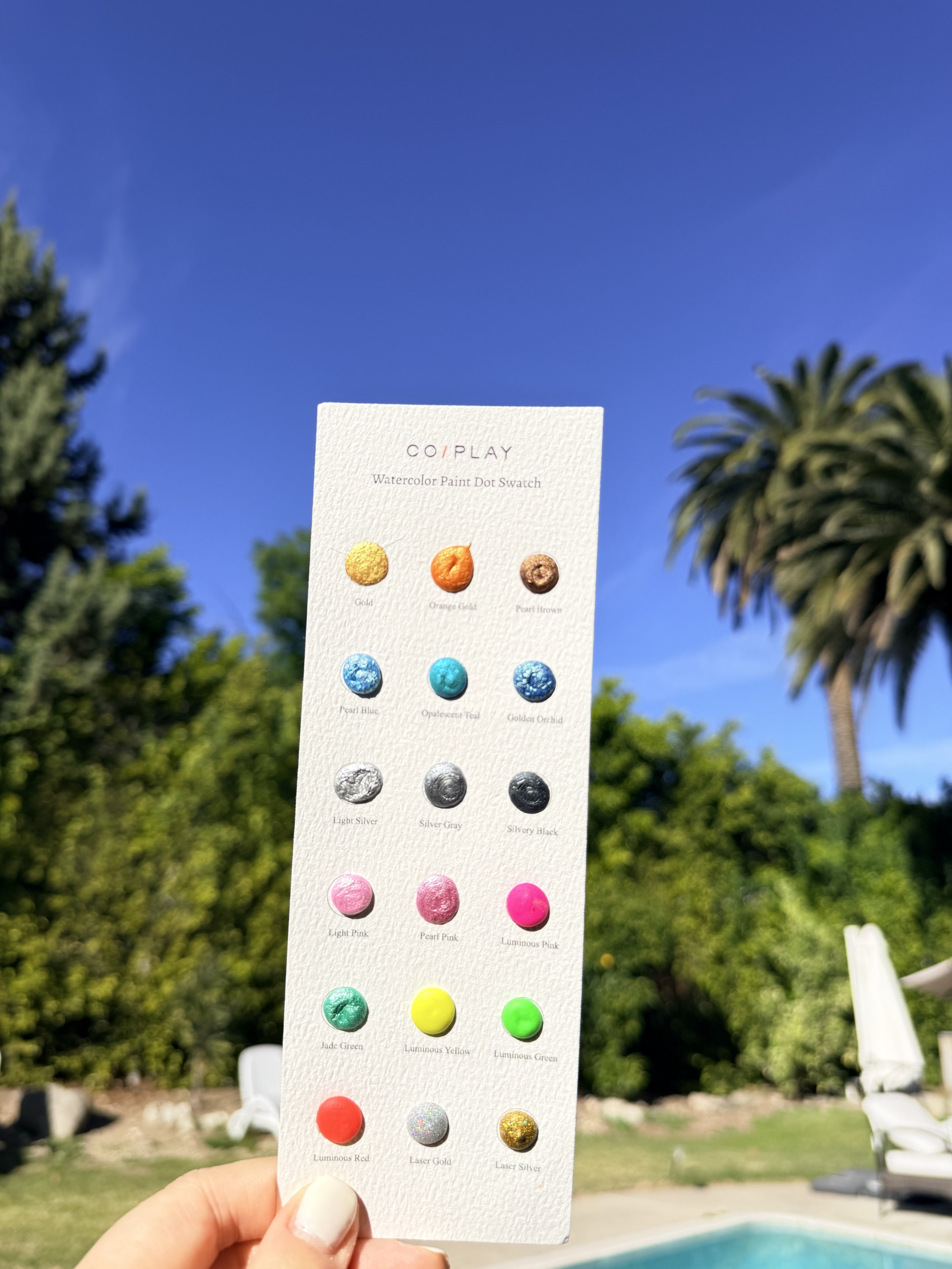 COI0008 18-Color Watercolor Dot Palette lifestyle photo